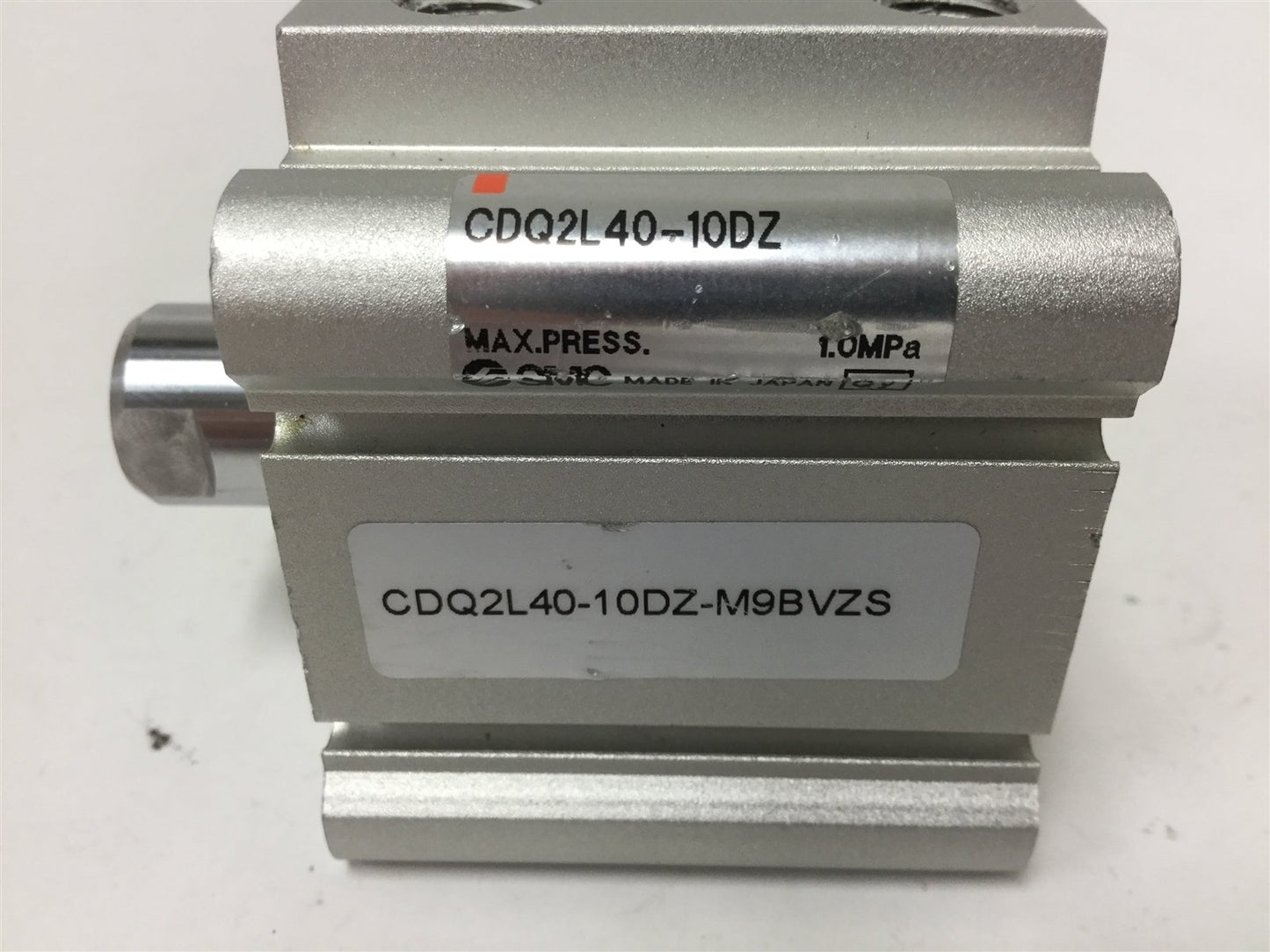 Used SMC CDQ2L40-10DZ Compact Cylinder, Bore: 40mm, Stroke: 10mm, Pressure: 1.0MPa