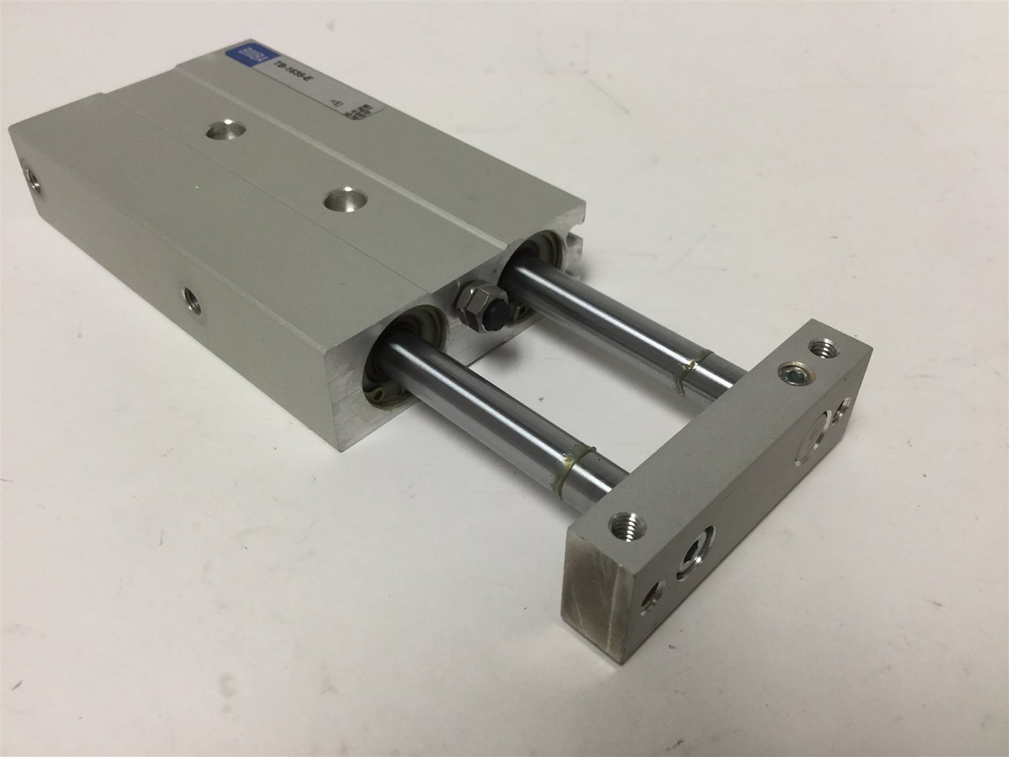 New Bimba TB-1635-E Pneumatic Cylinder, Bore: 16mm, Stroke: 35mm, Ports: 10-32