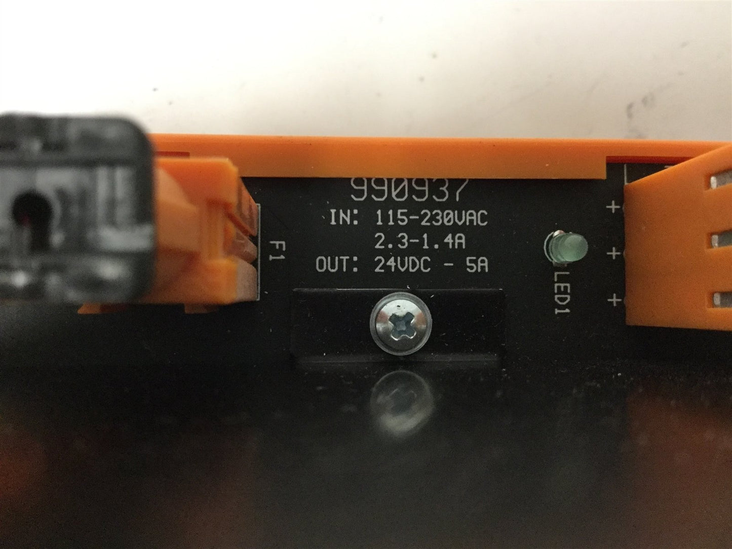 Used Weidmuller 990937 Power Supply, Input: 115-230VAC 120-300VDC, Output: 24VDC 5A