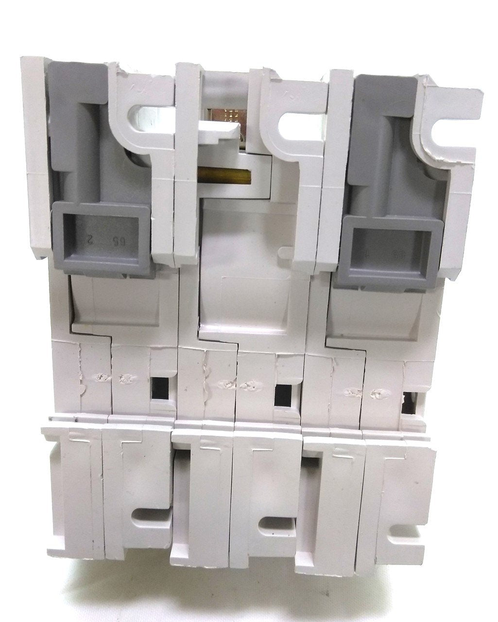 Used Legrand 21504 Rail Mount Fuse Holder, Holds 3 14x51 Fuses, 14mm Rail Mountable
