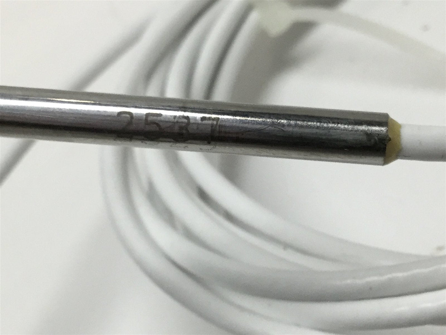 Used ADE Technologies PDB-EURO OSC Module with Sensor Probe 2537