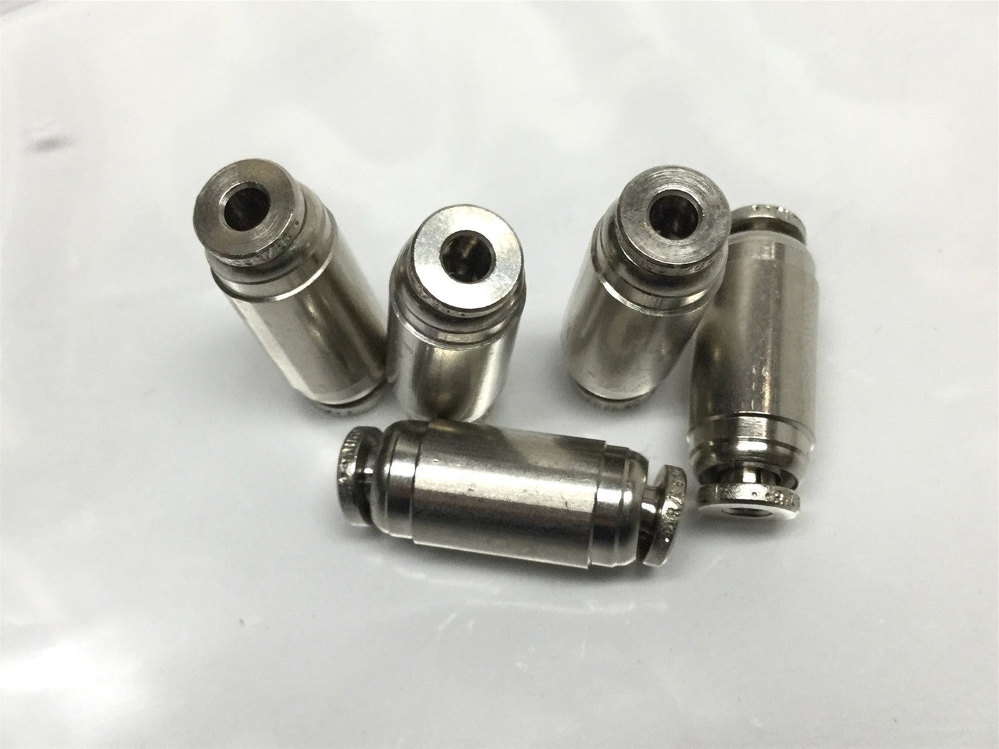 New Lot of 5 New Numatics INB100-108-000 Straight Union Tubing Coupler 1/8" to 1/8"
