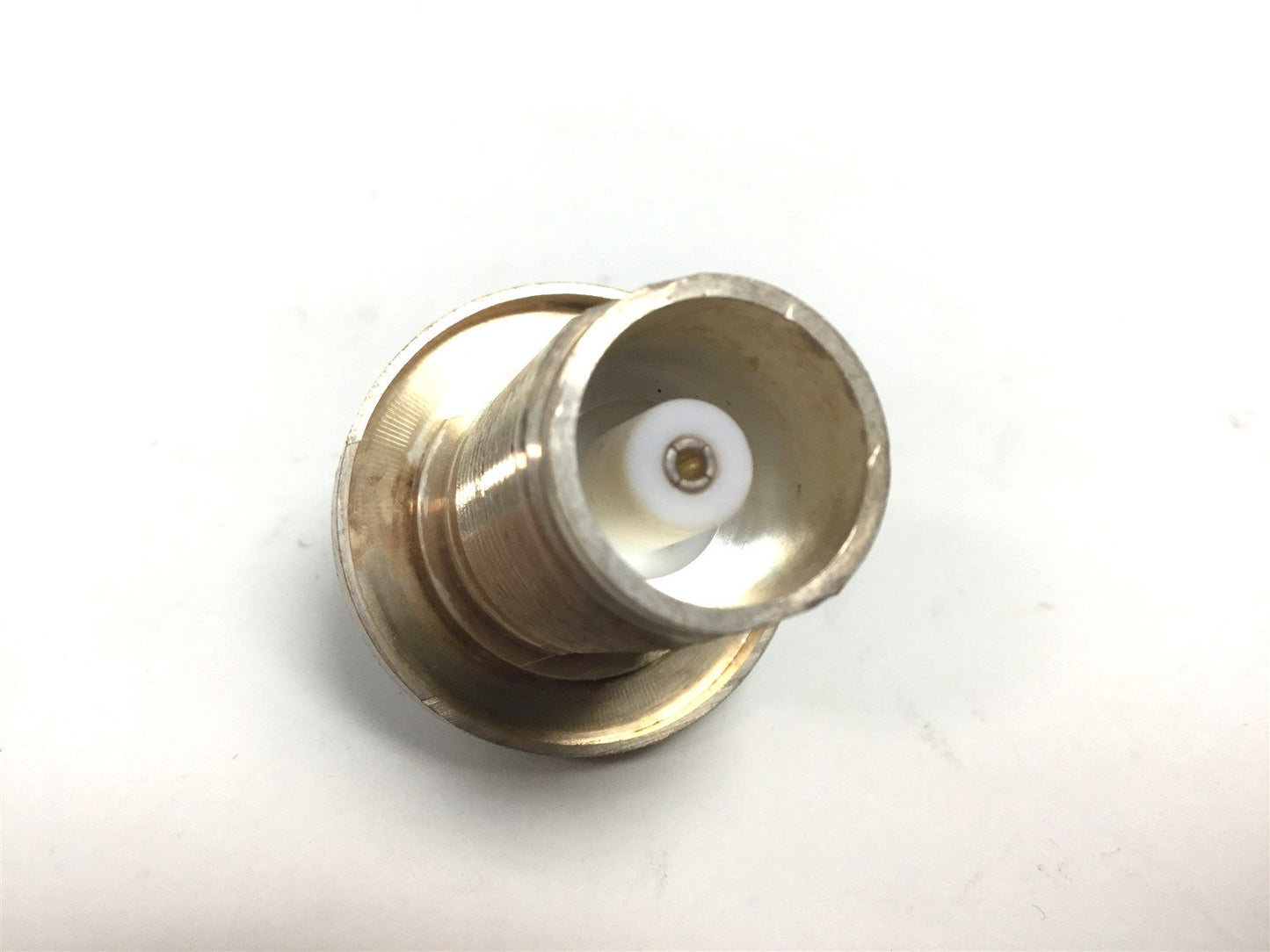 Used Amphenol RF 82-843 Coaxial Connector, Straight Bulkhead Jack, 50 Max: 4GHz