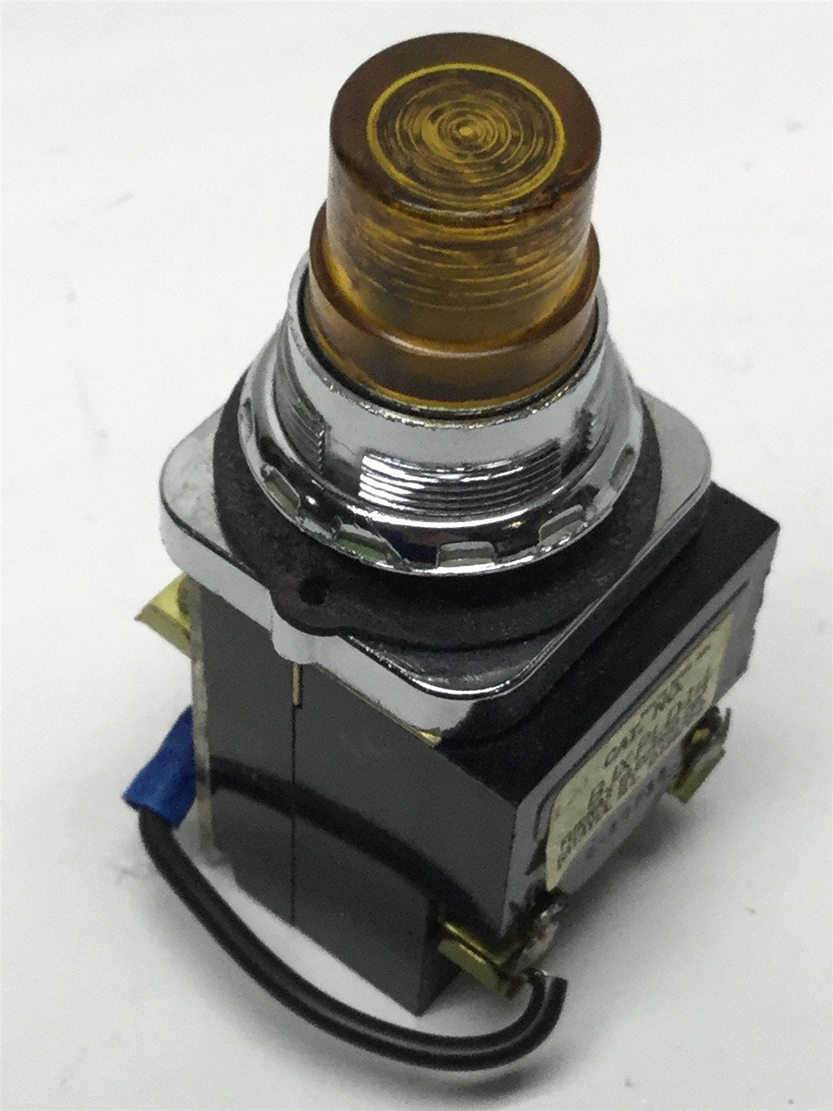 Used Furnas Electric BJXPLD1 Illuminated Pushbutton Switch 1-NO, 1-NC, Amber Lens
