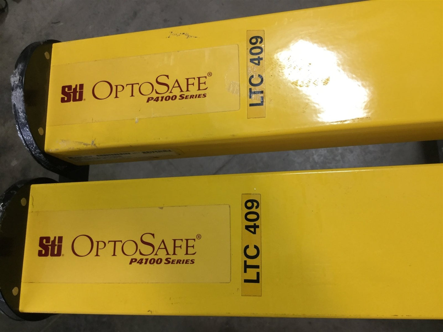 Used STI P4172BR & P4172BX OptoSafe Light Curtain Set Receiver/Transmitter 1830mm