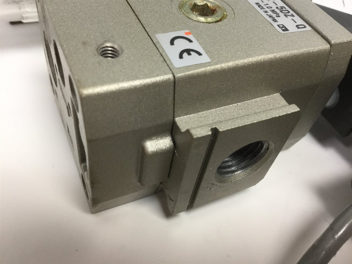 Used SMC VHS20-02 AW20-01EH AV2000-02-5DZ-Q Filter Regulator W/ Soft Start Valve