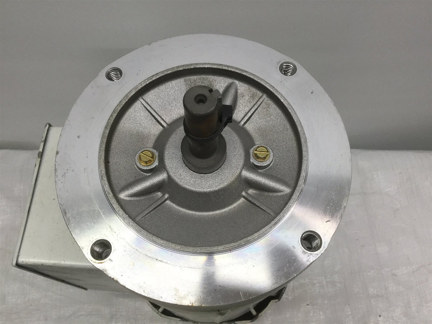 Used Marathon 2UK56B17F5538D Electric Motor Frame:56C HP:2 RPM:1725 200-230VAC 1Ph