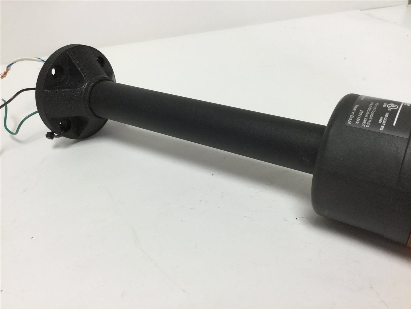 Used Cutler Hammer E26BL Light Tower, Colors: Red and Amber, Bulbs: 24V, 7.5" Post