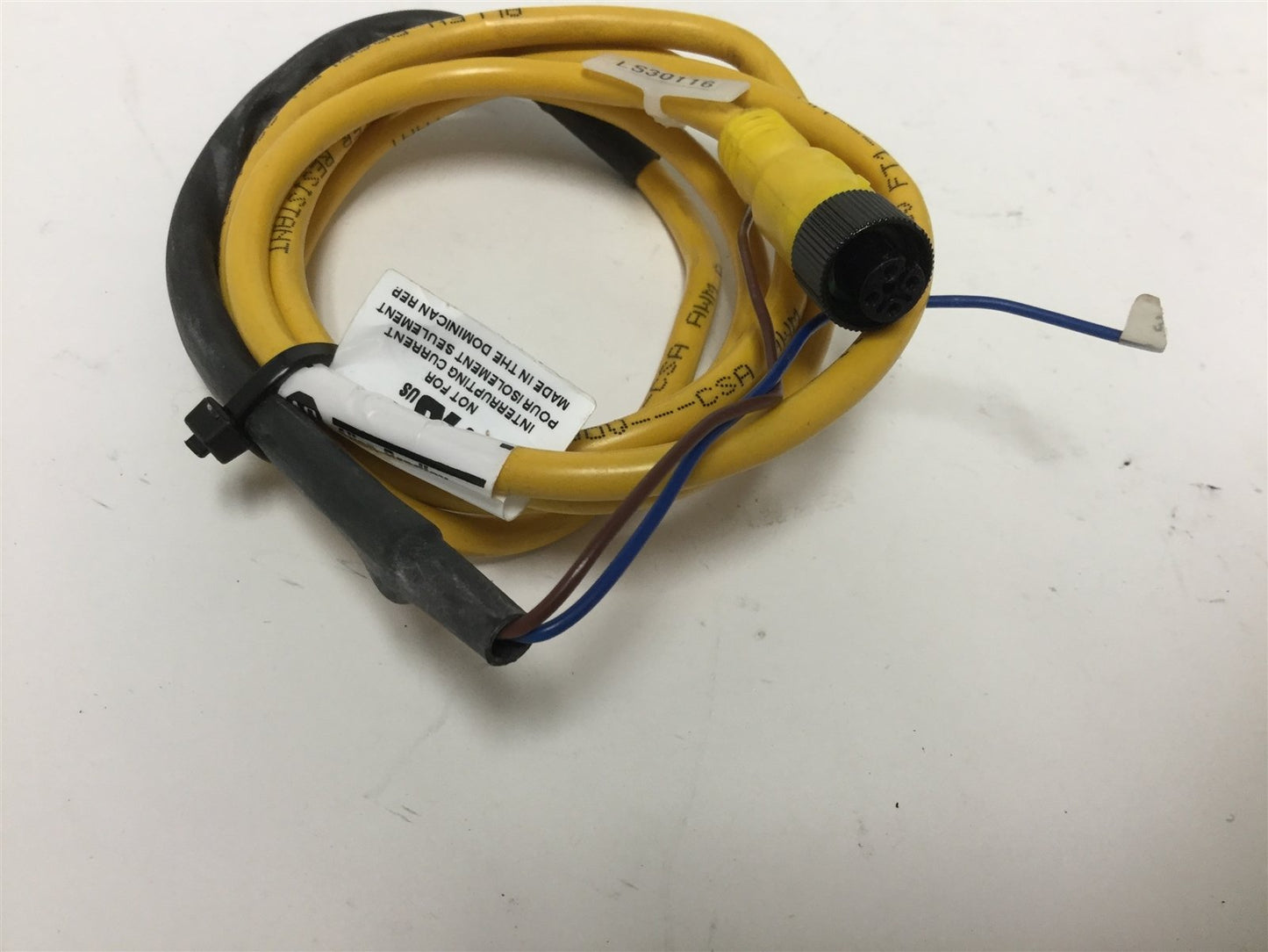 Used Sti 44507-0620 Safety Interlock Switch *Actuator Not Included*, Rating: 24VDC 1A