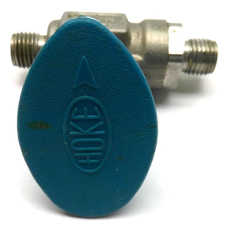 Used Hoke 7122G4Y Flomite Ball Valve 2-Way Panel Mount 7/16"-20 Connectors 1500psi SS