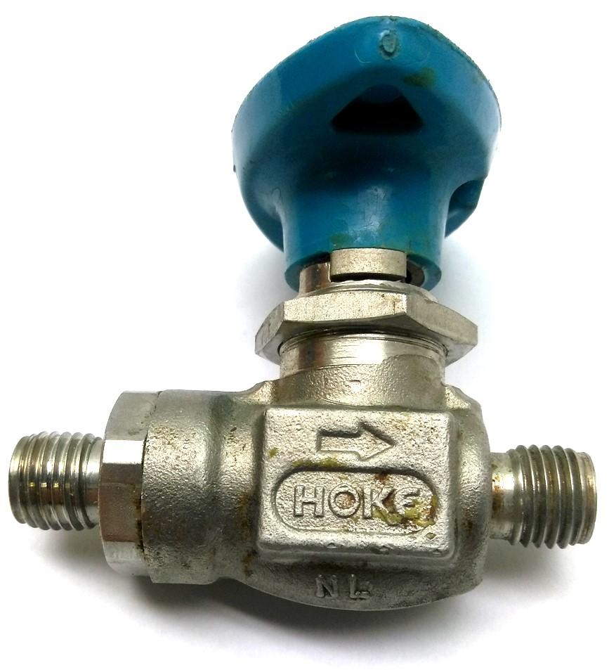 Used Hoke 7122G4Y Flomite Ball Valve 2-Way Panel Mount 7/16"-20 Connectors 1500psi SS