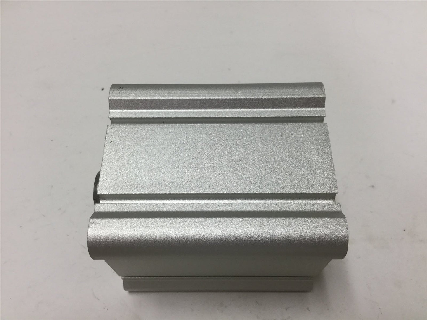 New SMC CDQ2A50TN-35DZ Pneumatic Compact Cylinder, Bore: 50mm, Stroke: 35mm