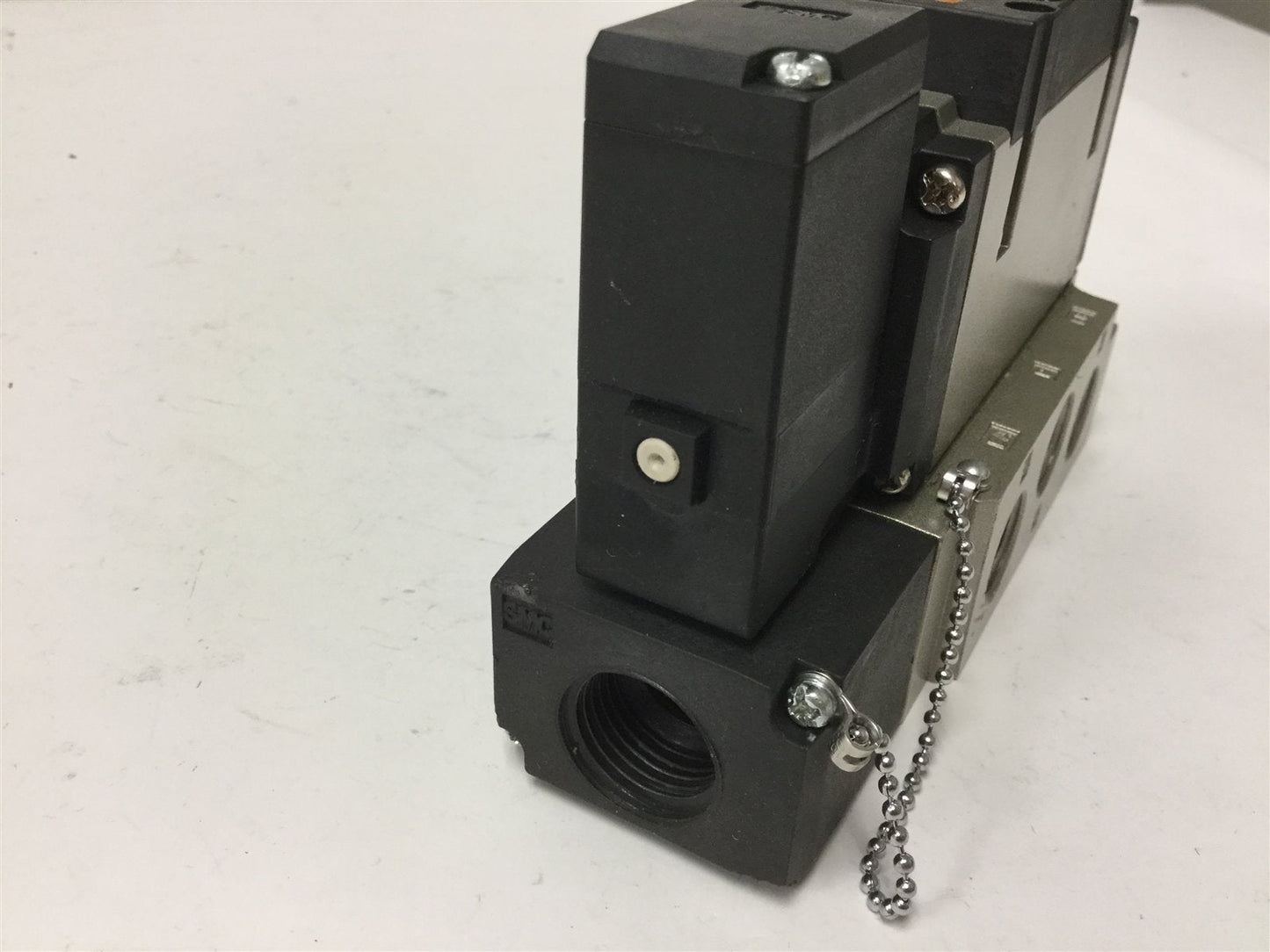 Used SMC VFR3100R-5FZ Solenoid Valve, 2-Position 5-Ports, Voltage: 24VDC, Ports: 3/8"