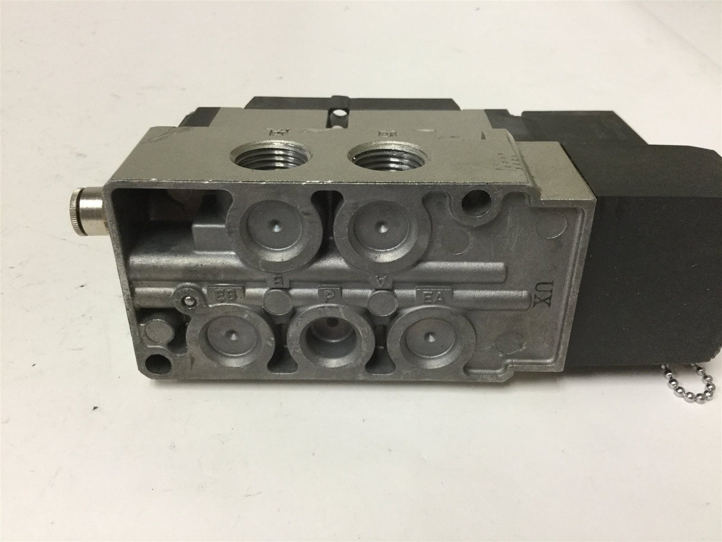 Used SMC VFR3100R-5FZ Solenoid Valve, 2-Position 5-Ports, Voltage: 24VDC, Ports: 3/8"