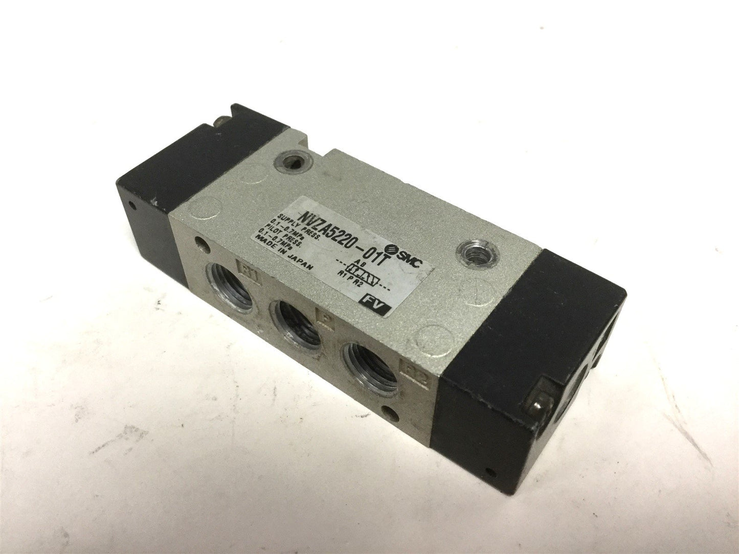 Used SMC NVZA5220-01T Air Operated Valve, 2-Position 5-Way, Ports: 1/8" NPT