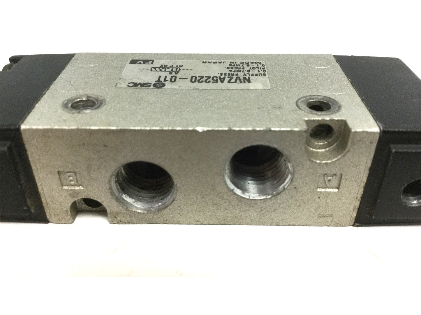 Used SMC NVZA5220-01T Air Operated Valve, 2-Position 5-Way, Ports: 1/8" NPT