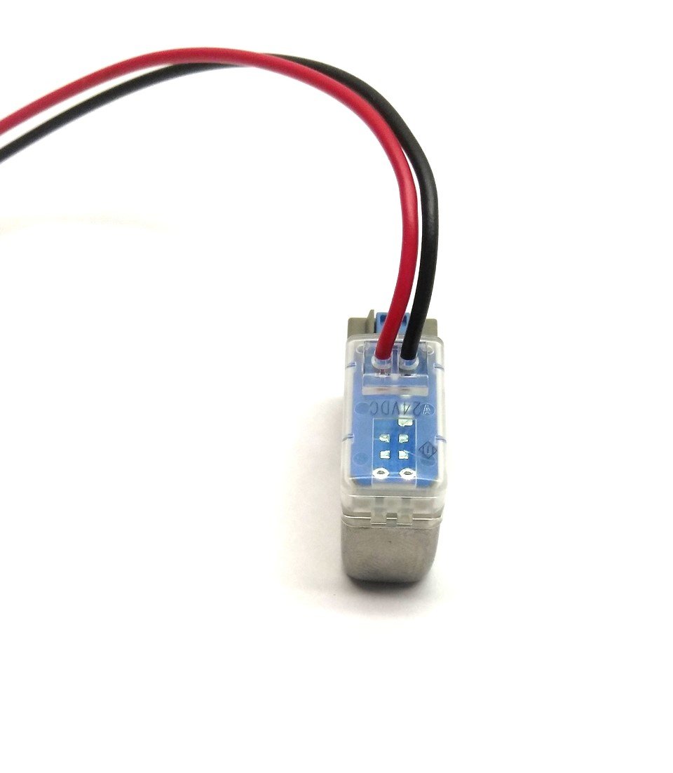 New SMC V114-5G V100 Solenoid Valve, 3 Port, NC, 0-0.7 MPa, 0.35W, 24VDC