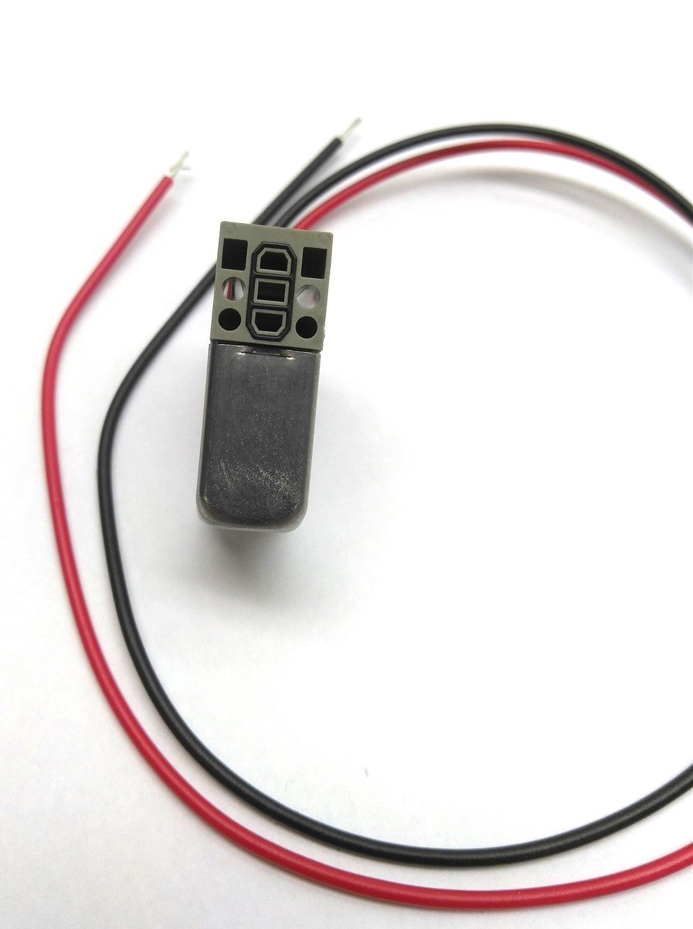 New SMC V114-5G V100 Solenoid Valve, 3 Port, NC, 0-0.7 MPa, 0.35W, 24VDC
