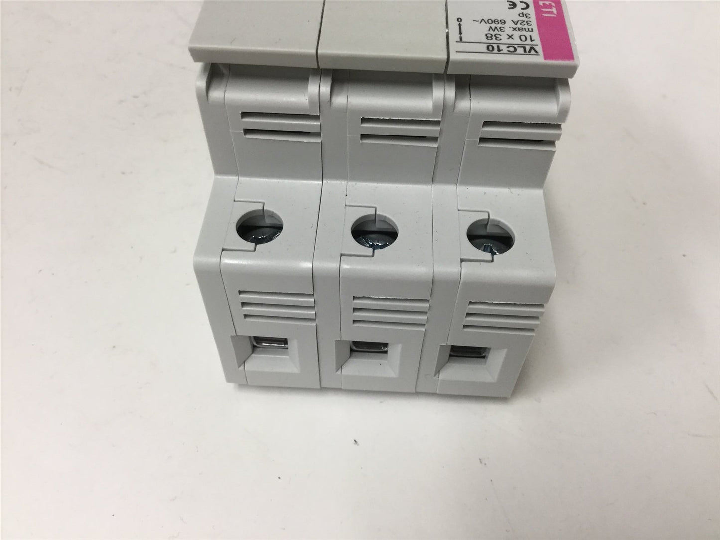 New ETI VLC10 3-Pole Fuse Holder, Rating: 3W 32A 690VAC, DIN Rail Mounting