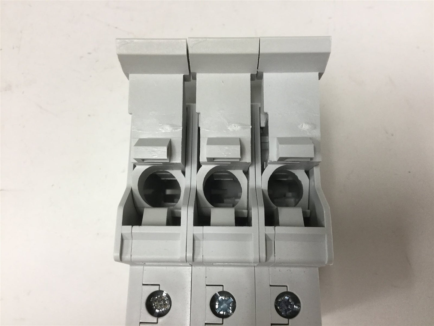 New ETI VLC10 3-Pole Fuse Holder, Rating: 3W 32A 690VAC, DIN Rail Mounting