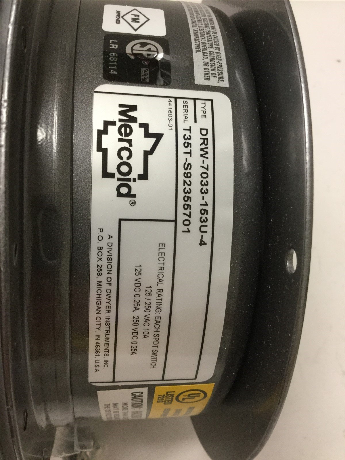 New Mercoid DRW-7033-153U-4 Pressure Switch, Connection: 1/4" NPT, 1/2" Conduit