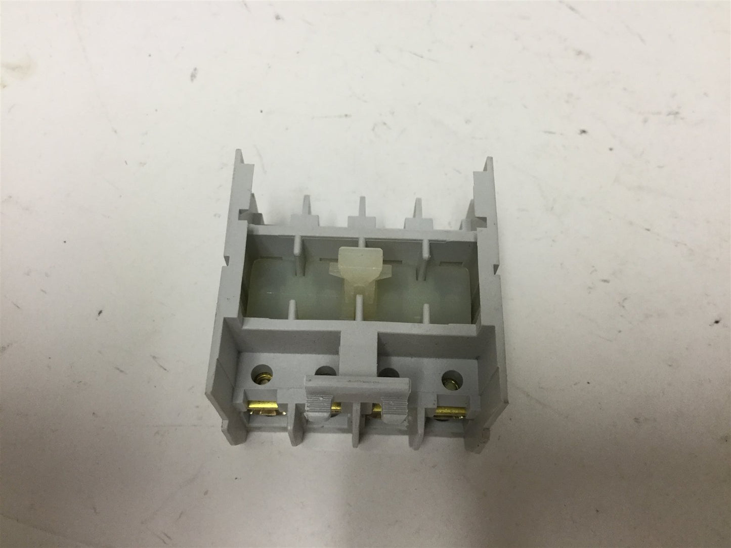 Used Cutler Hammer C320KGT13 Auxiliary Contact Block, 4-Pole, N/O Contacts, 6A 600V