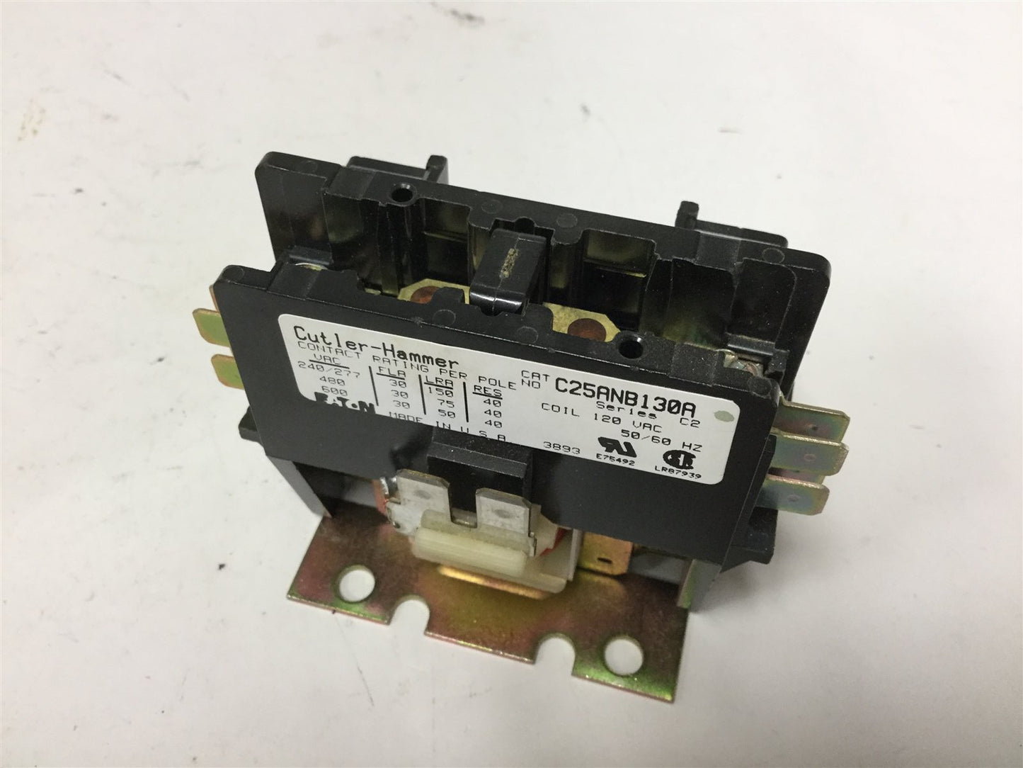 New Cutler Hammer C25ANB130A Contactor, 1-Pole, Coil: 120VAC, Contact: 30A 600V