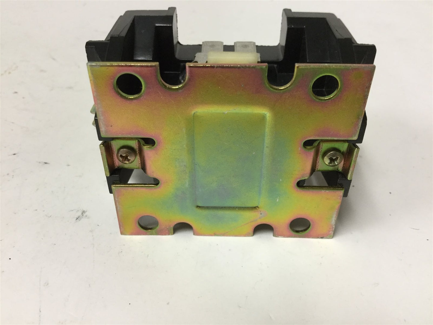 New Cutler Hammer C25ANB130A Contactor, 1-Pole, Coil: 120VAC, Contact: 30A 600V
