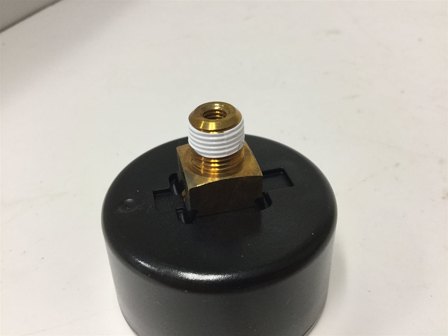 New Lot of 3 New SMC K50-BP0.7-N01MS Pressure Gauges, Range: 0-100psi (0-6.8 bar)