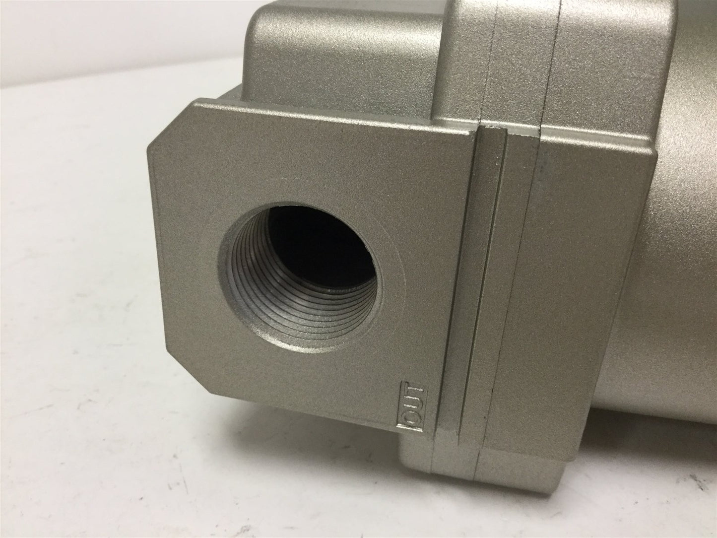 New SMC AF50-N06-RZ Pneumatic Filter, Ports: 3/4" NPT, Pressure: 150psi (1MPa)