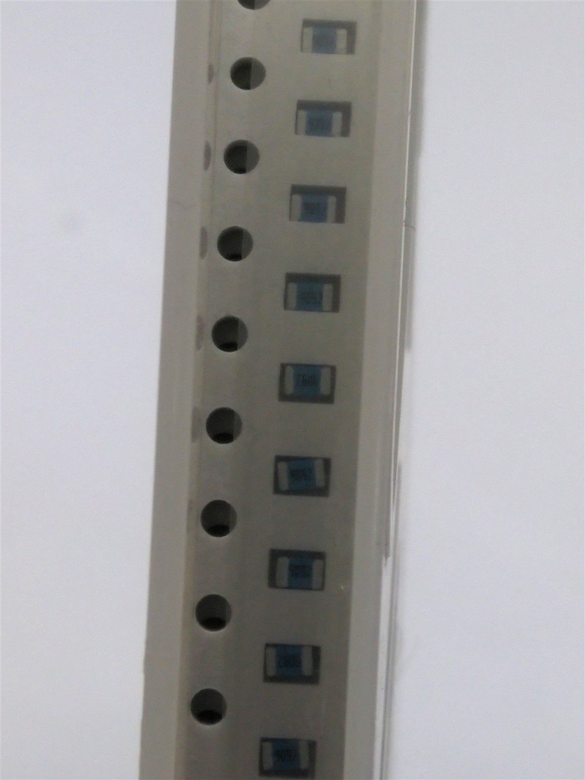 New Lot of 5000 KOA Speer RK73H2AT9092F Thick Film Resistor .125W ±1% 90.9k Ohm 150V