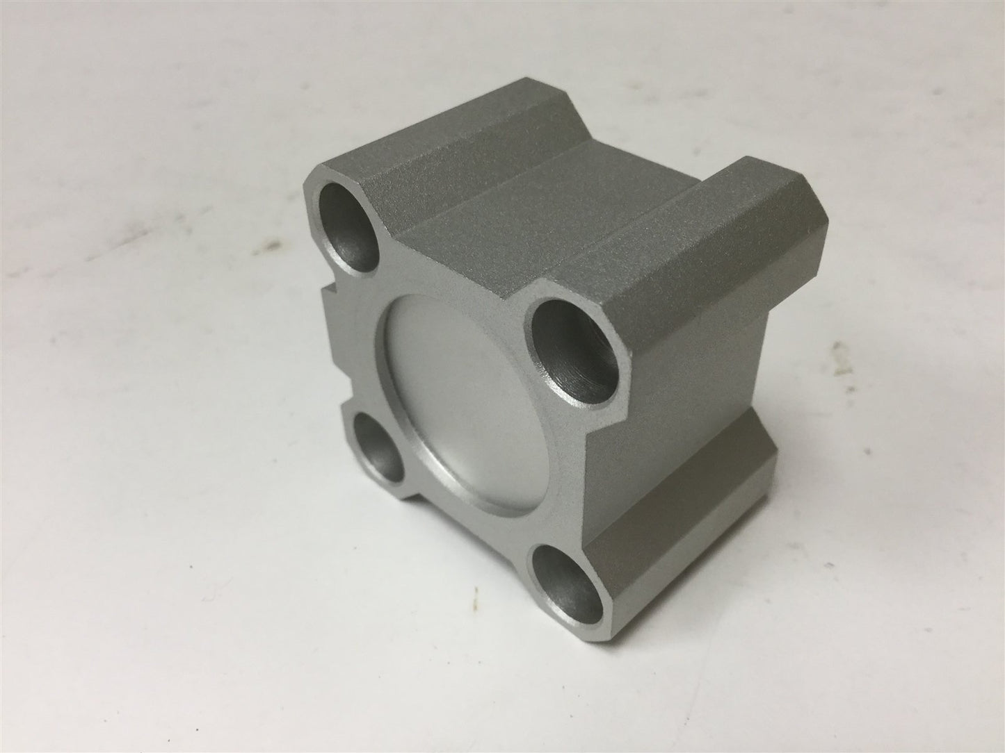 New SMC NCQ2B25-5D Compact Cylinder, Bore: 25mm, Stroke: 5mm, Pressure: 145psi