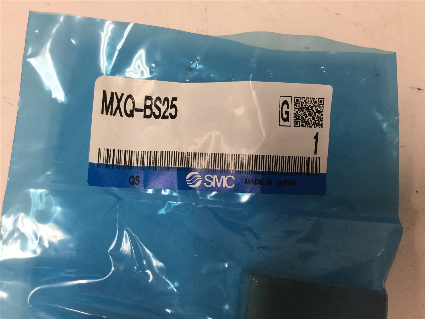 New SMC MXQ-BS25 Shock Absorber, Extension End, For 25mm Bore Size Cylinders