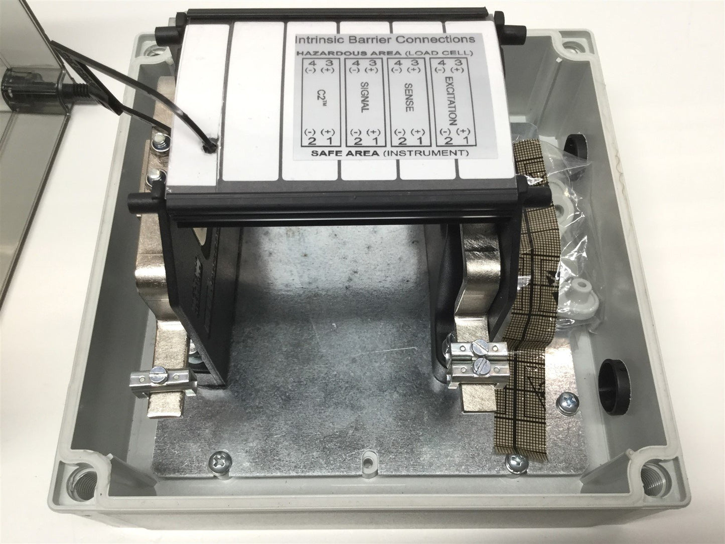 New – Open box Hardy Instruments HI700IBA Weight Scale Intrinsic Safety Barrier*Missing Diodes*