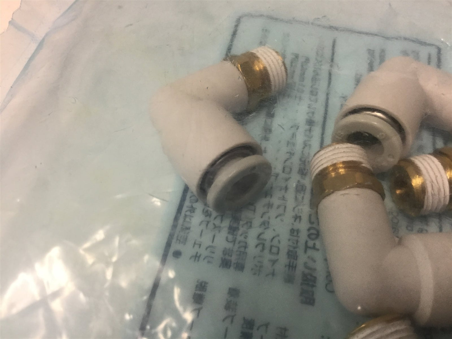 New Lot of 10 New SMC KQ2L06-01S One-Touch Elbow Fittings, 6mm Tube OD to Rc 1/8"