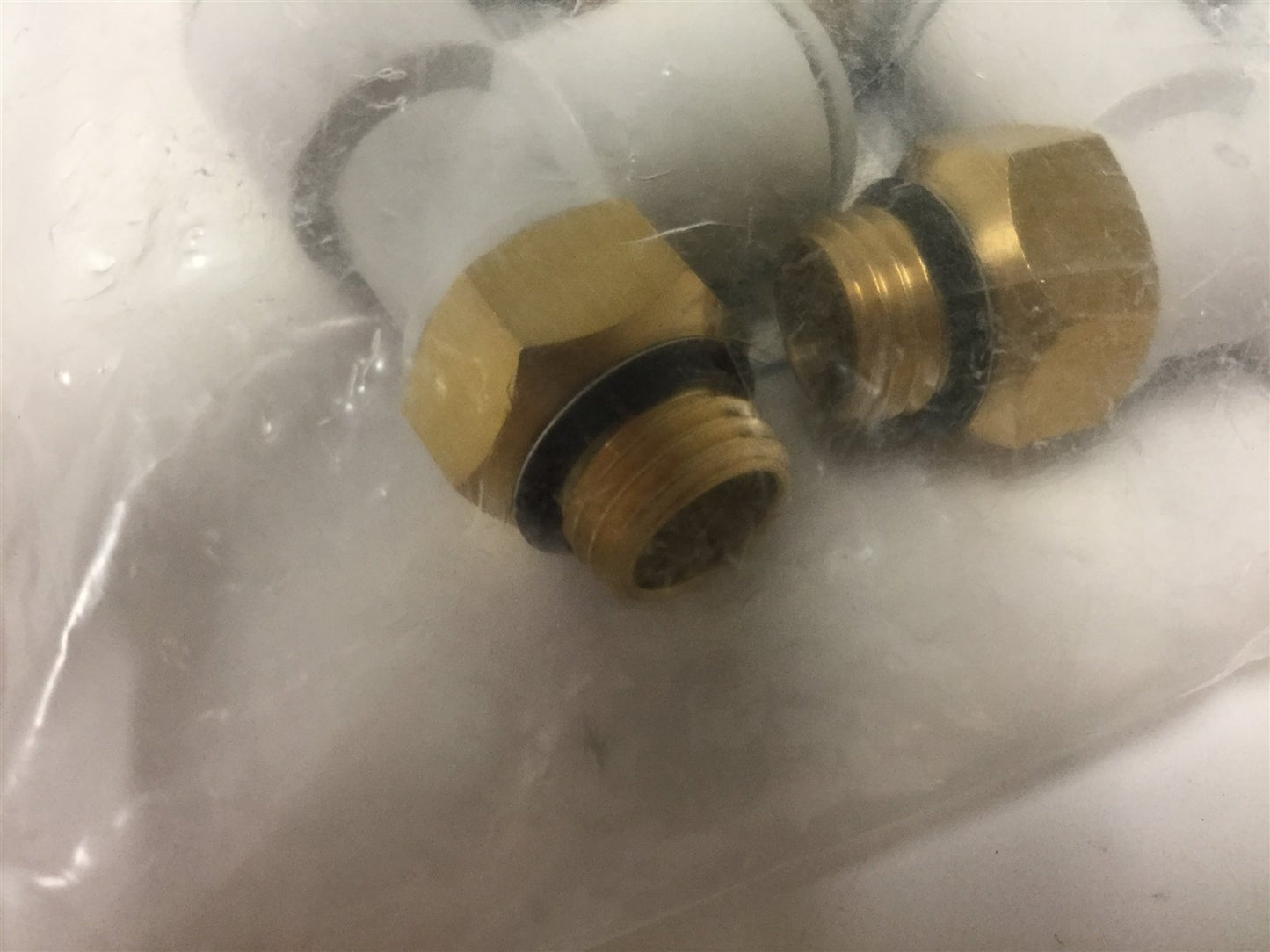 New Lot of 5 New SMC KQ2Y12-U02A Male Run Tee Fittings, 12mm Tube to Rc 1/4" Thread