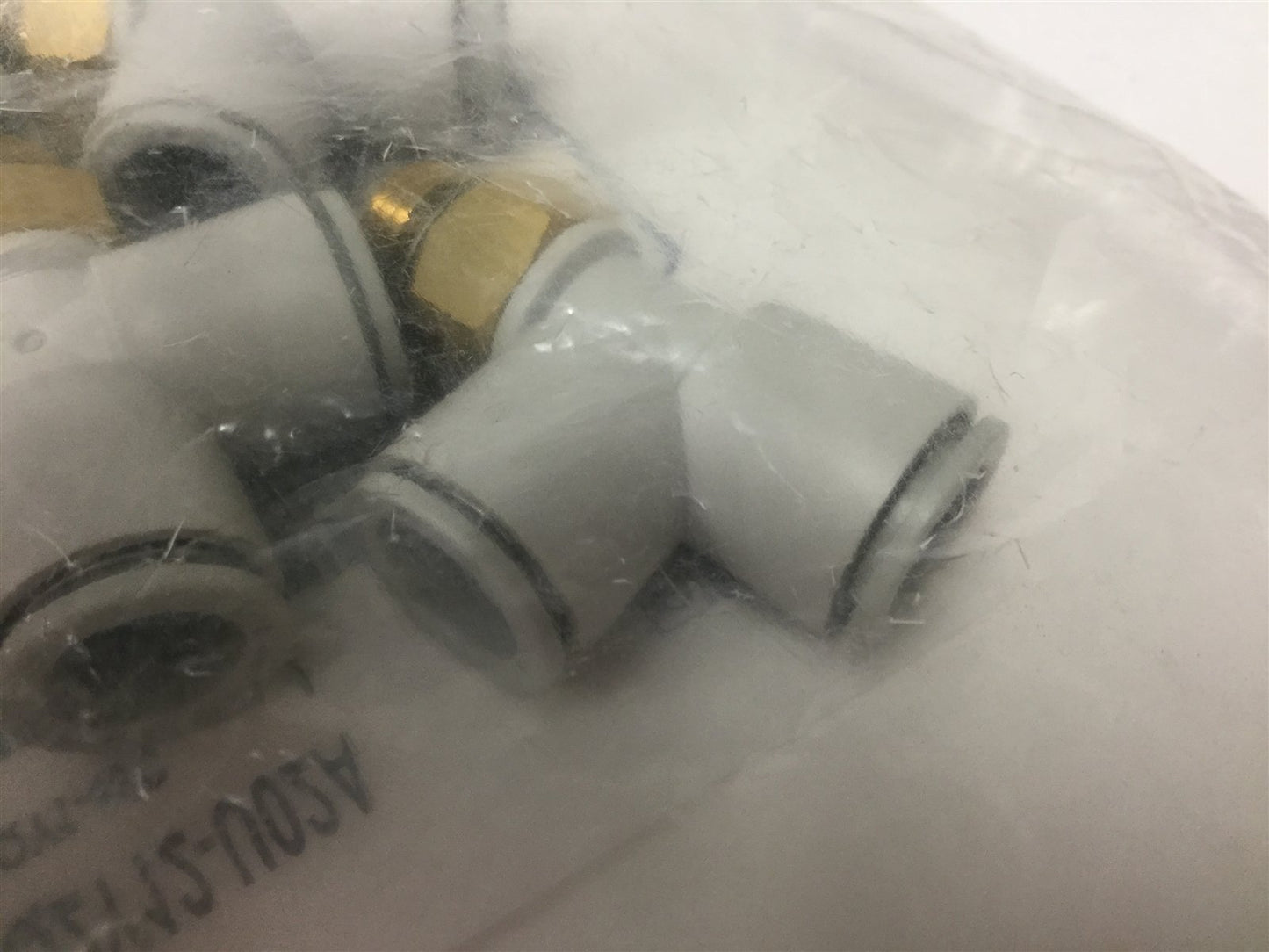 New Lot of 5 New SMC KQ2Y12-U02A Male Run Tee Fittings, 12mm Tube to Rc 1/4" Thread