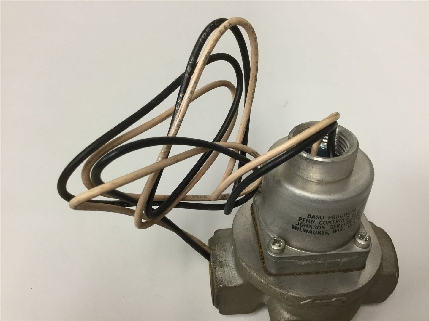 Used Basotrol H91LA-4 Gas Solenoid Valve, Voltage: 120VAC, Power: 7W, Ports: 3/4" NPT