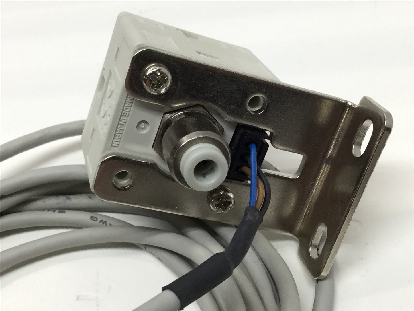 Used SMC ISE30-C4H-25-M Digital Pressure Switch 12-24VDC, -0.1 to 1MPa, 4mm One-Touch