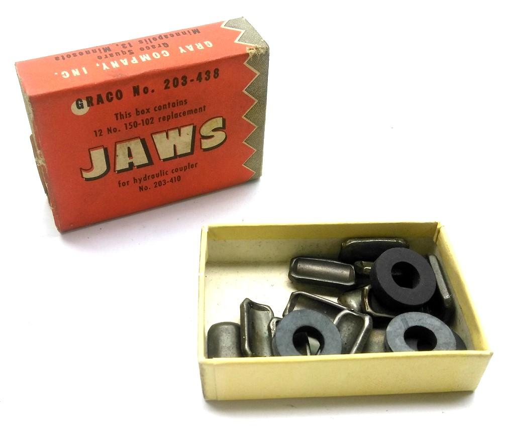 New Graco 203-438 Jaws, For Hydraulic Coupler 203-410