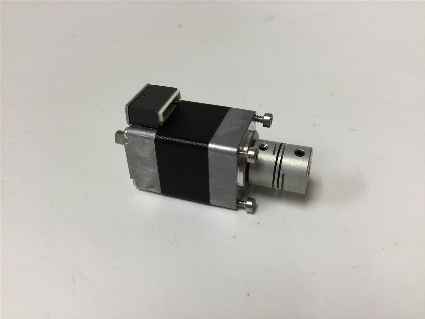 Used Oriental Motor Vexta PK513PB 5-Phase Stepper Motor, Double Shaft Diameter: 4mm
