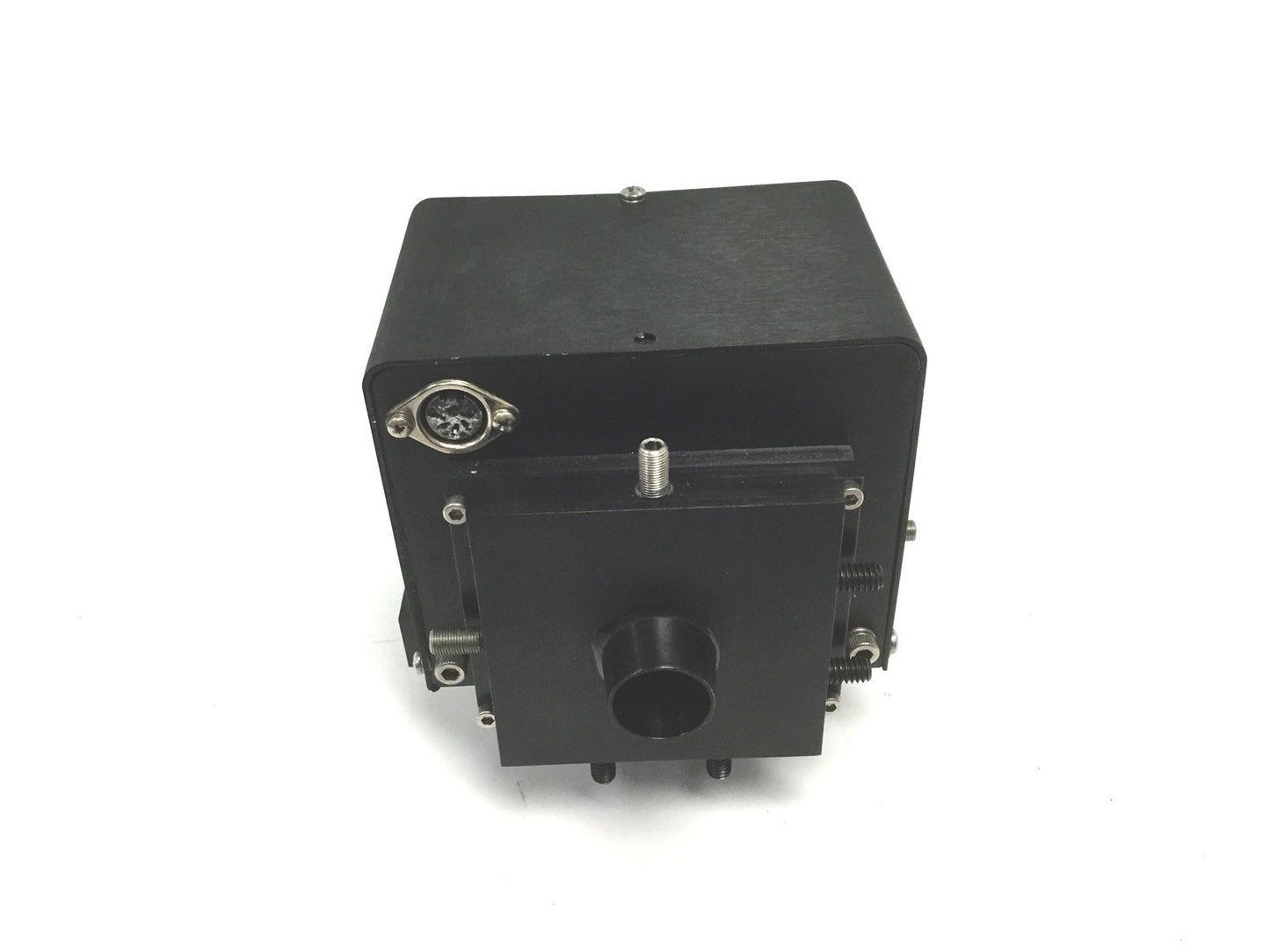 Used Control Laser 0206-04266 Rev K Bench/Rail Mounted Shutter & Pinhole Aperture