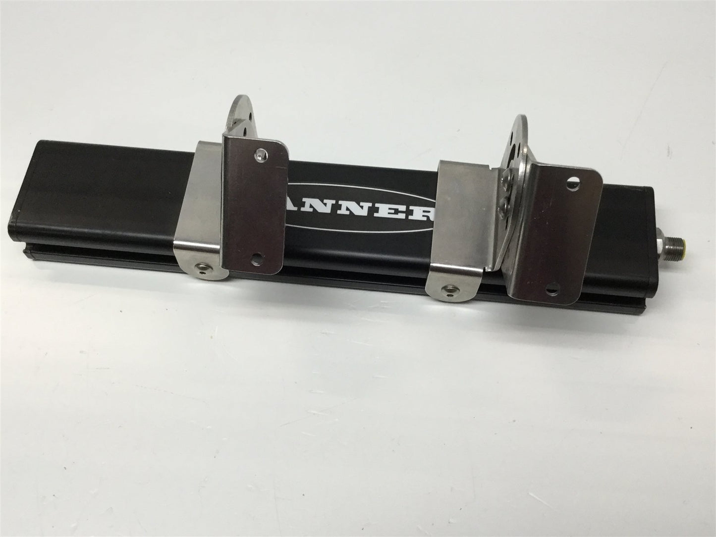 Used Banner LEDBLA290XD5-XQ LED Vision Light 12 High Intensity Blue Array 290mm 24VDC