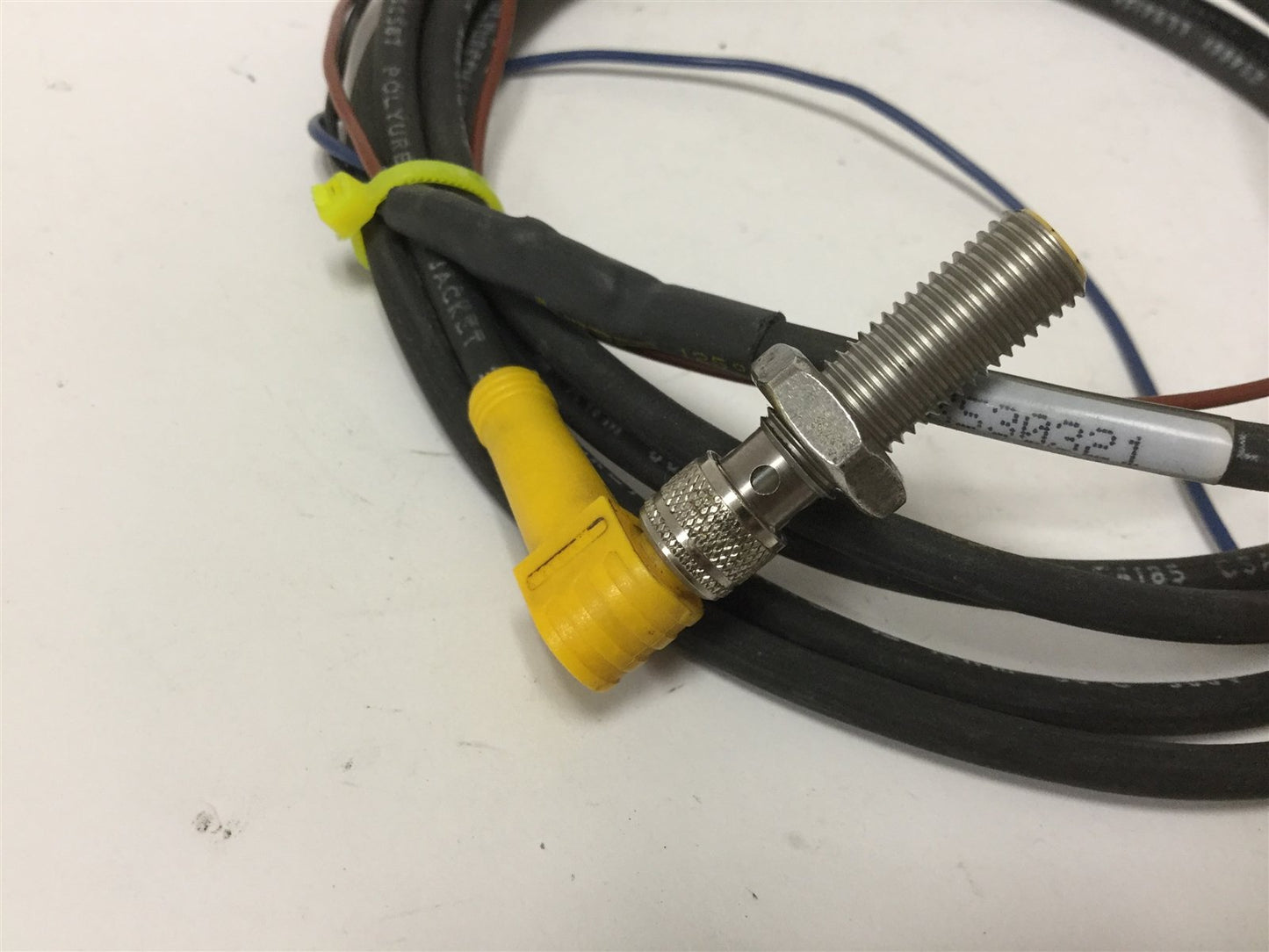Used Turck 4672440 Proximity Sensor, Voltage: 10-30VDC, Sensing Range: 1.5mm