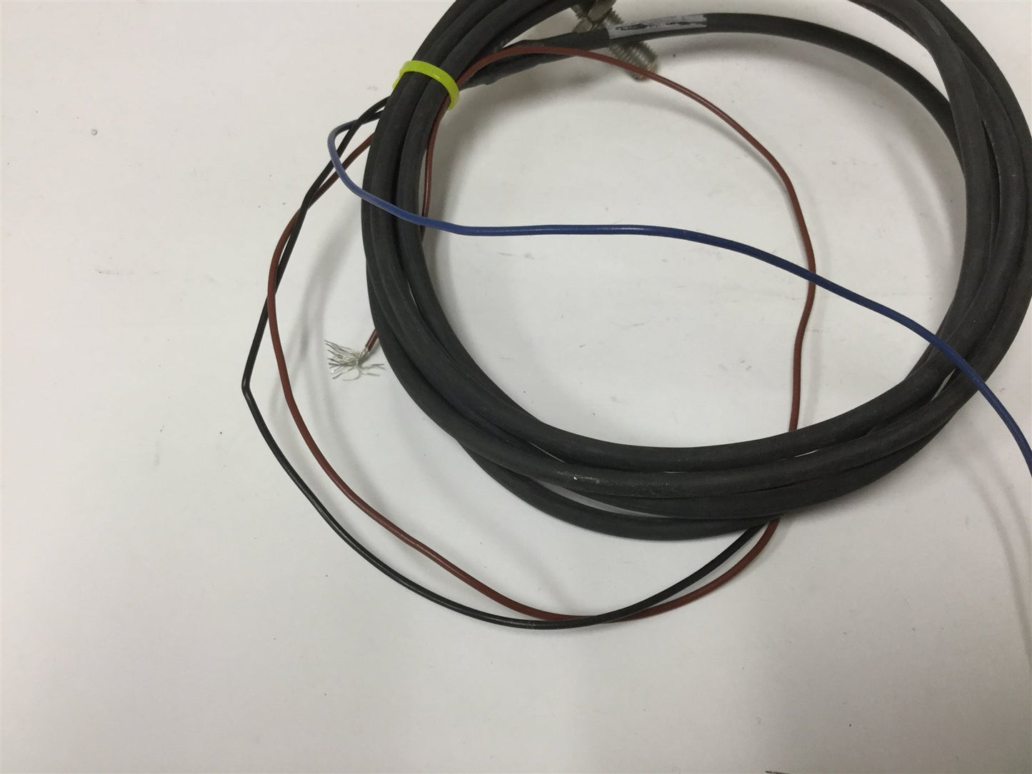 Used Turck 4672440 Proximity Sensor, Voltage: 10-30VDC, Sensing Range: 1.5mm