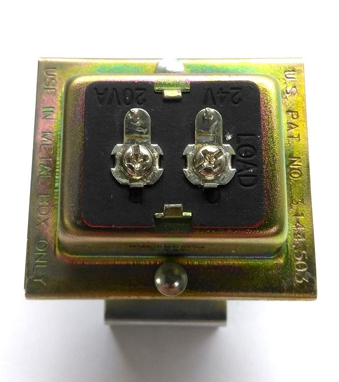 Used Dormeyer DCT-20-120 Transformer, In: 120VAC Out: 24VAC 20VA w/ Mounting Bracket