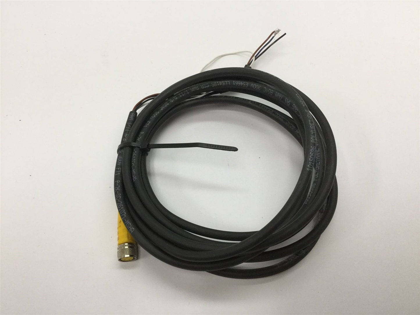 Used Sunx EQ-24-PN-J Photoelectric Sensor, Sensing Range: 30-200mm, Output: PNP