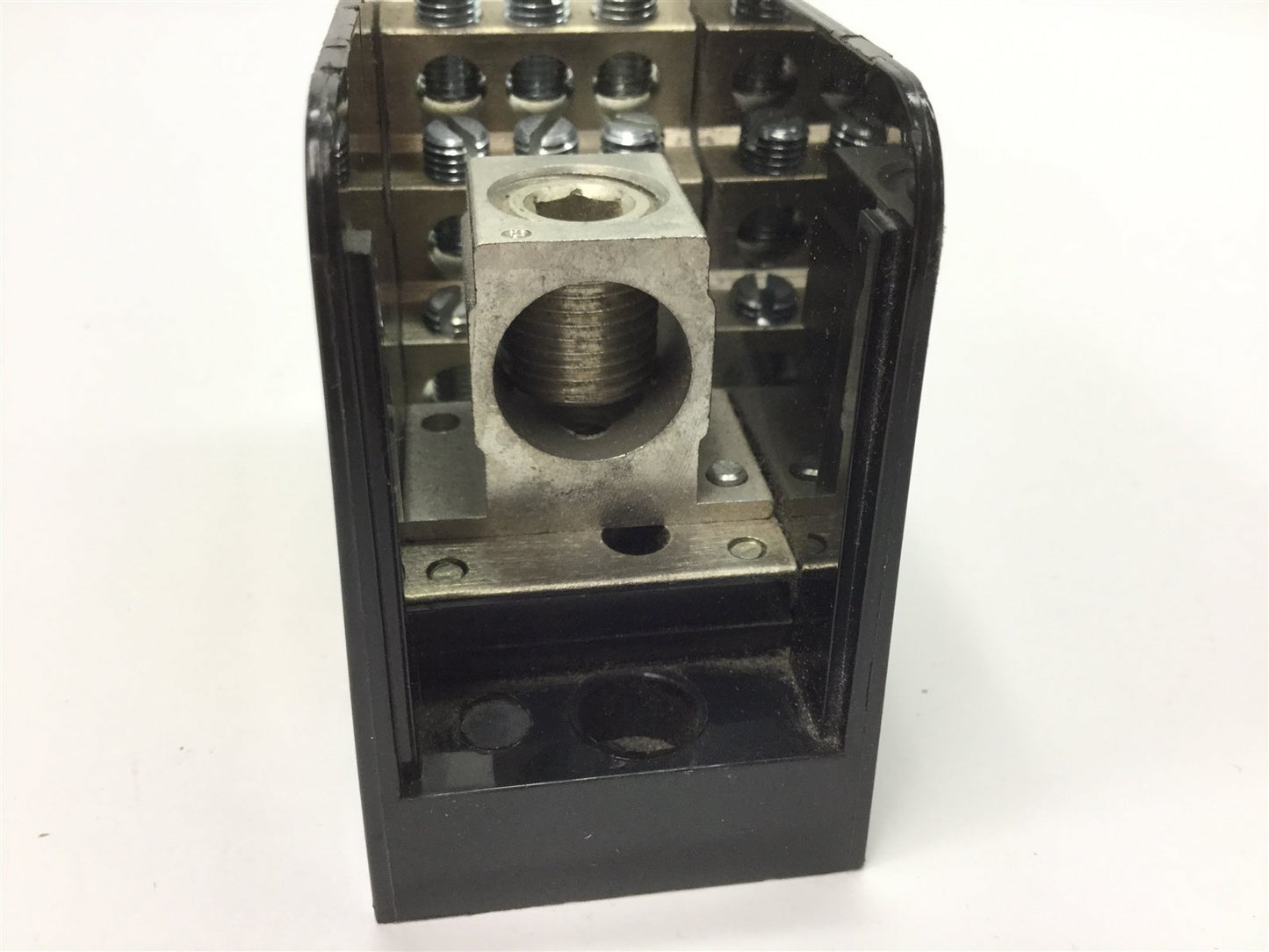 Used Cooper Bussmann 350BBA1 Distribution Block, 1-Pole, 9-Outputs/Pole, 600V 310A
