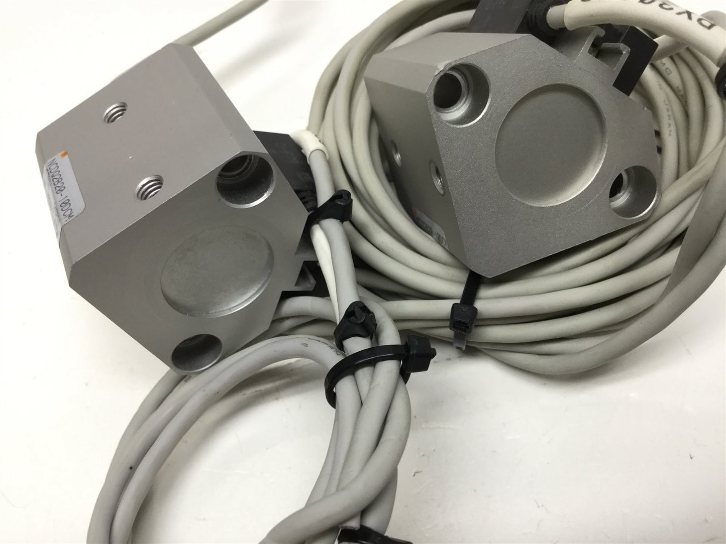 Used Lot of 2 SMC NCDQ2B20-10DCM Compact Cylinder Double Acting 20mm Bore 10mm Stroke