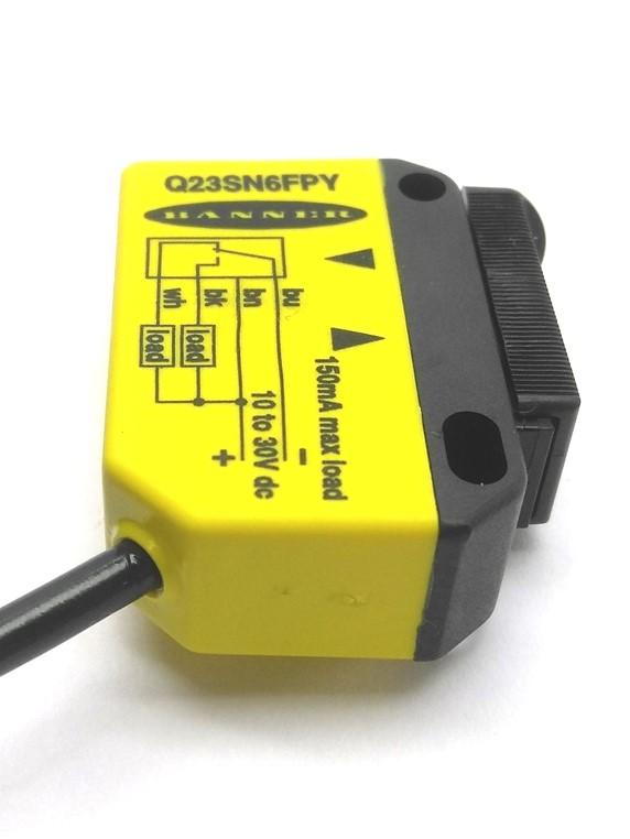 Used Banner Q23SN6FPY Plastic Fiber Optic Sensor, NPN, NO, 1ms Response, 2m, 10-30VDC
